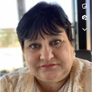 Meet your Posher, Melisa